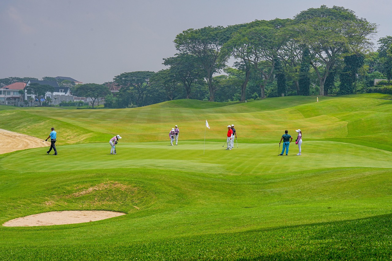 le jeu lent au golf